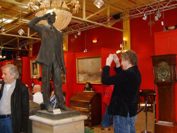 Veiling-beeld-Pim-Fortuyn-17-04-2011-l-600x450